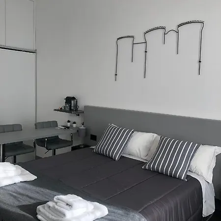 Vesucharme Suite Luxury Room Naples Exterior photo